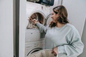 Na co zwracać uwagę, wybierając suszarkę do prania?